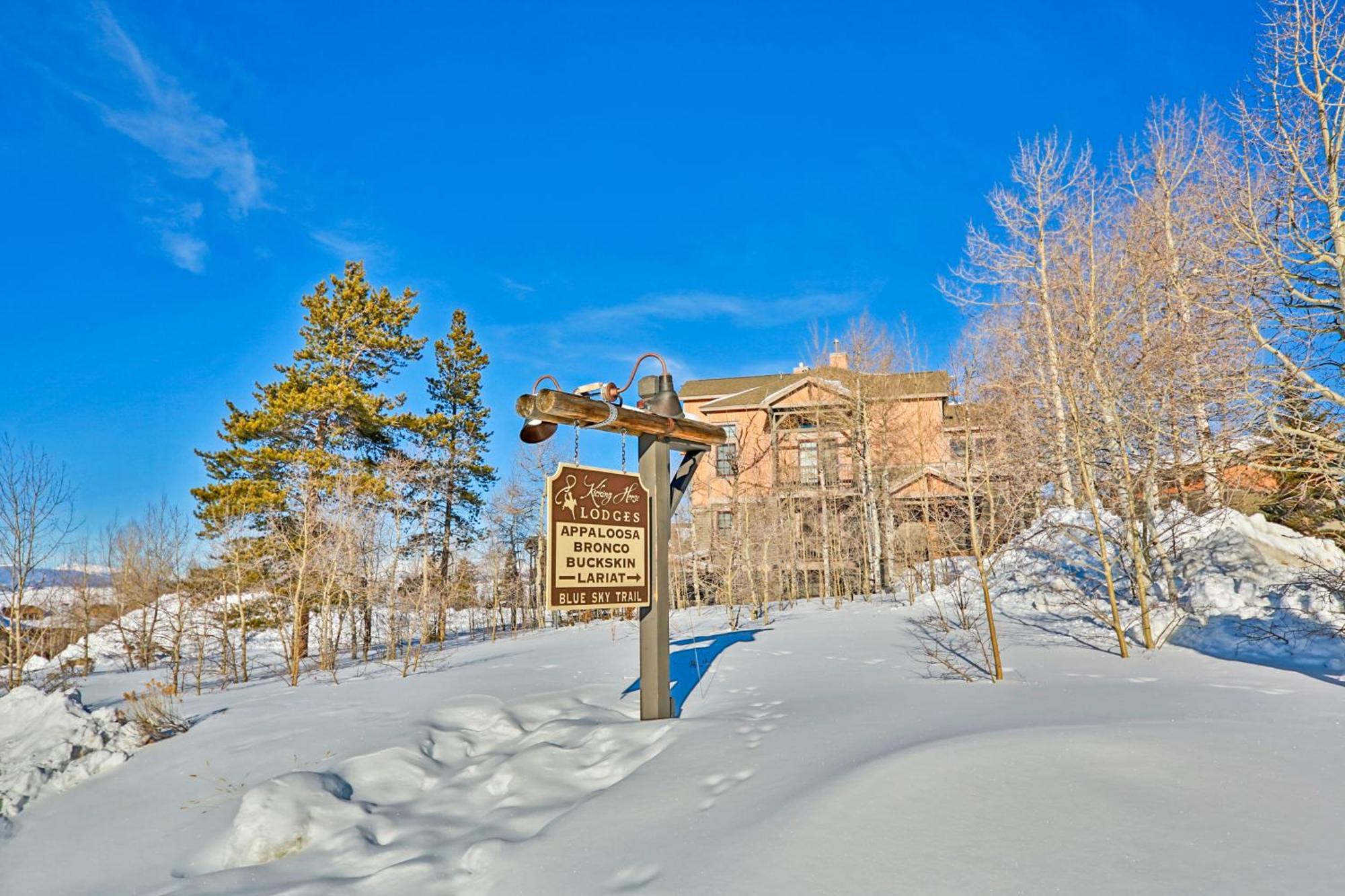 Kicking Horse Lodges 3-202 Грэнби Экстерьер фото